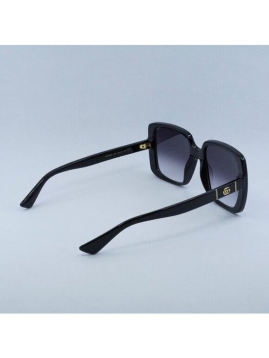 Gucci GG0632S 001 Sunglasses Black Square Frame, Grey Lenses